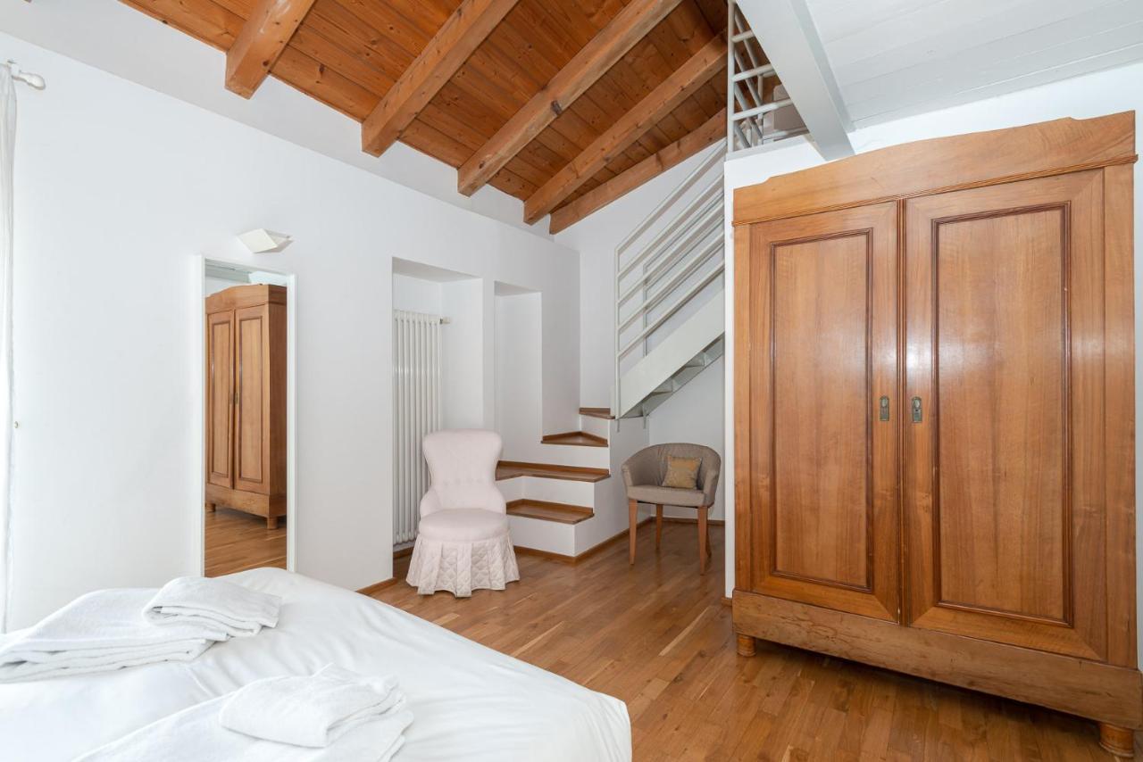 A Casa Nuccia Mansarda By Holiday Solutions Como Eksteriør bilde